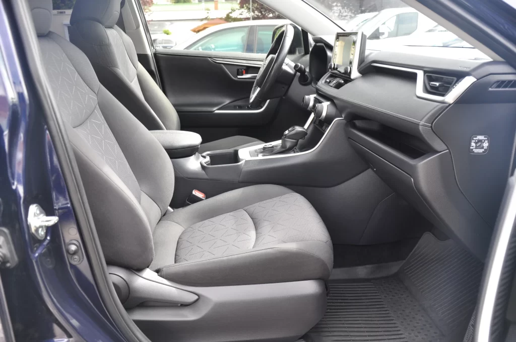 Toyota RAV4 AWD Automatic - 2022 - Levis Automobile