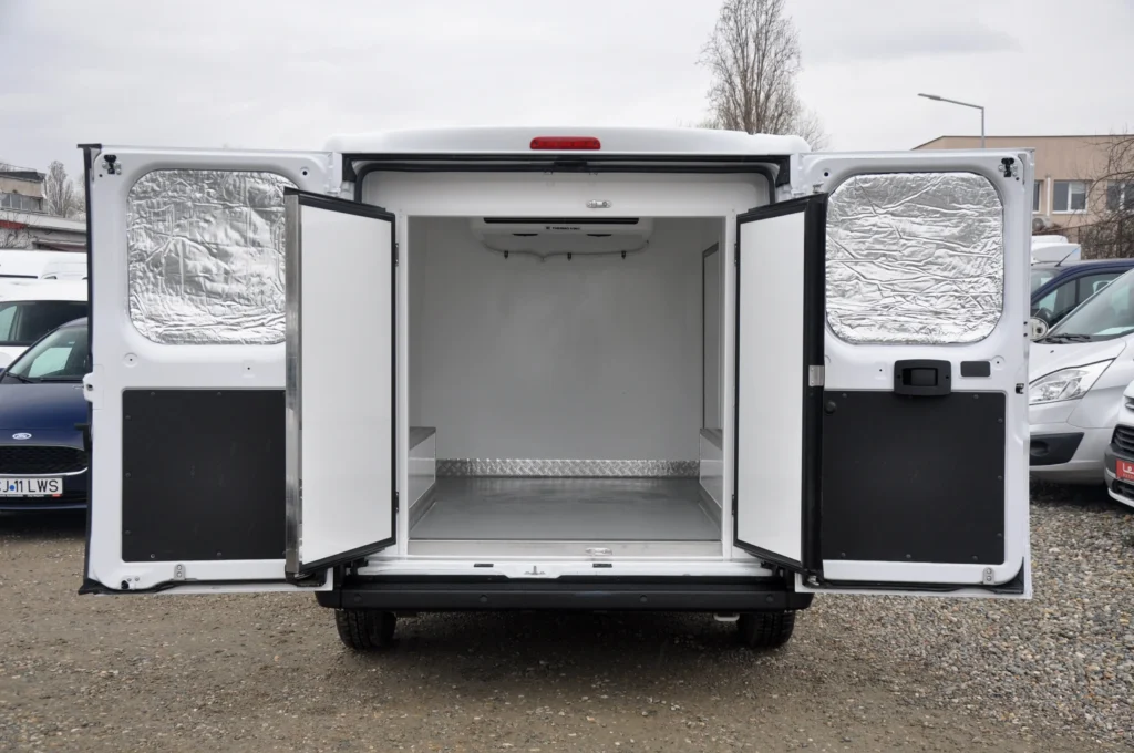 Peugeot Boxer Frigorific - 18 Grade - 2023 - Levis Automobile