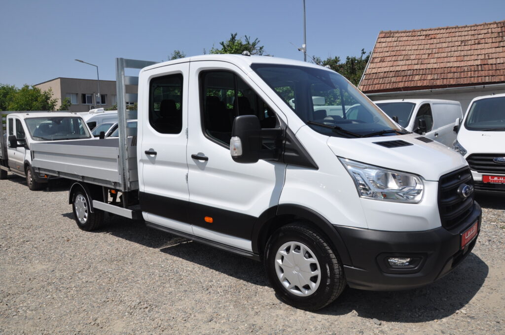 Ford Transit L4 Doka 7 Locuri - 2023 - Levis Automobile
