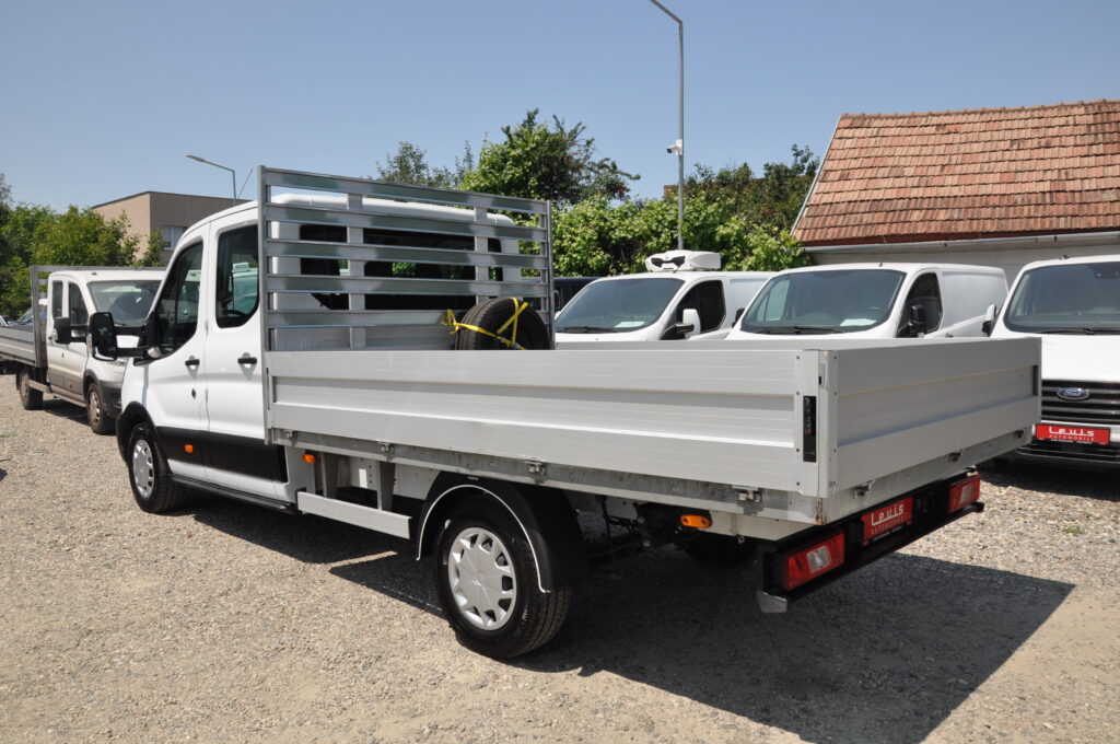 Ford Transit L4 Doka 7 Locuri - 2023 - Levis Automobile