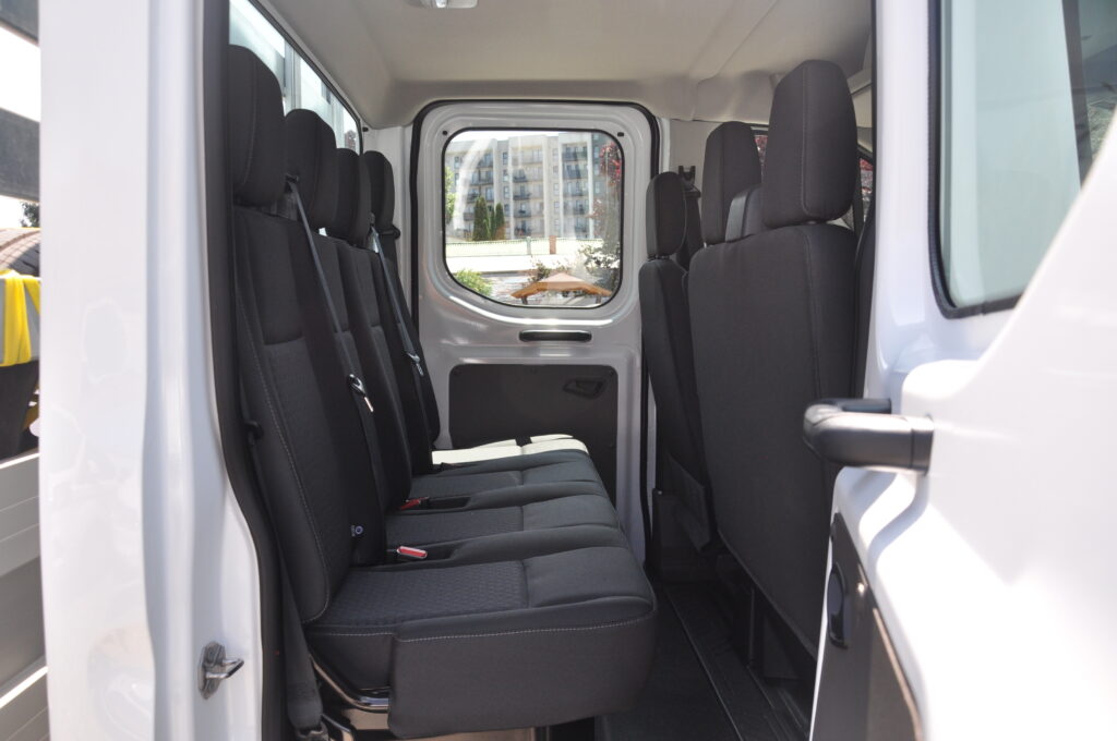 Ford Transit L4 Doka 7 Locuri - 2023 - Levis Automobile