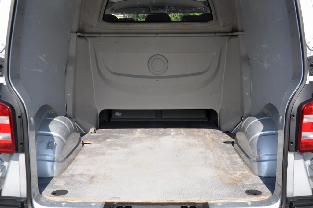 Volkswagen Transporter T6 Doka - 2019 - Levis Automobile