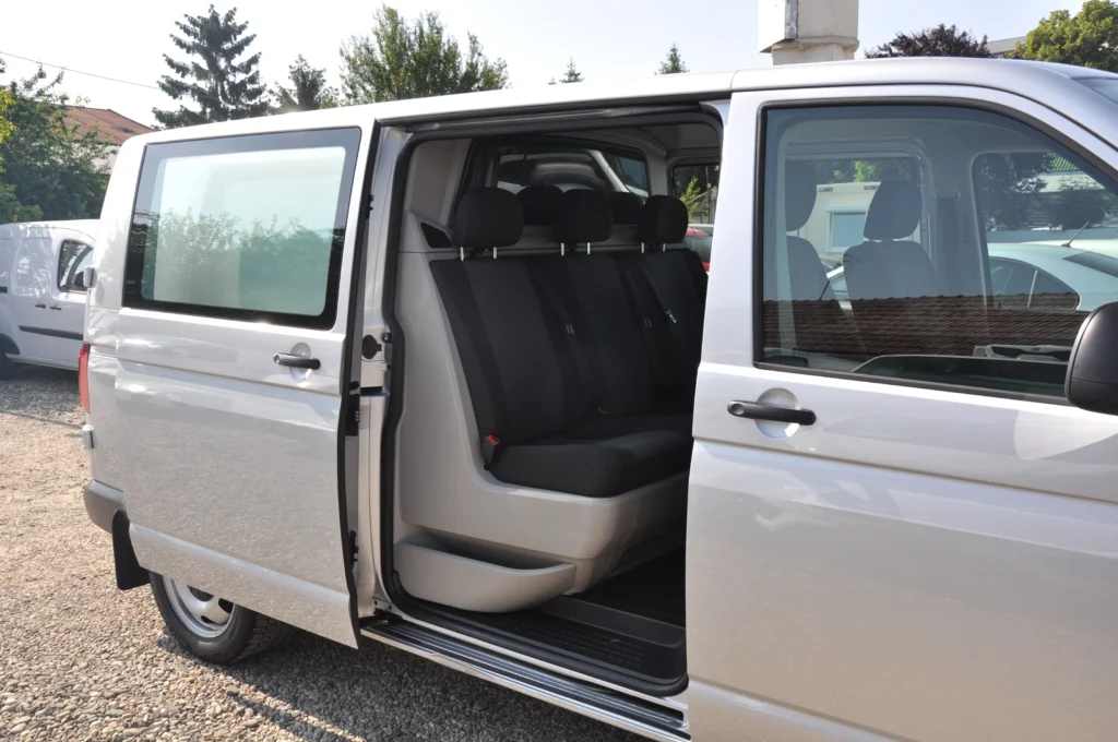 Volkswagen Transporter T6 Doka - 2019 - Levis Automobile