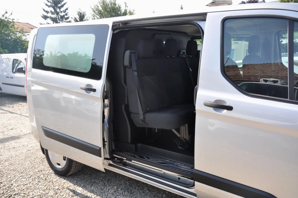 Ford Transit Custom L2H1 Doka - 2019 - Levis Automobile