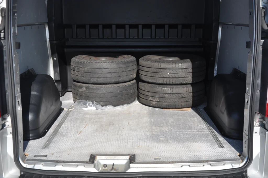 Ford Transit Custom L2H1 Doka - 2019 - Levis Automobile