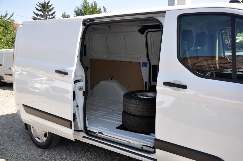 Ford Transit Custom L2H1 Van AUT - 2020 - Levis Automobile