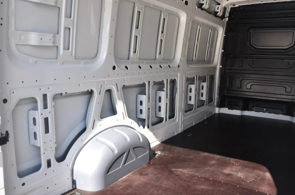 Volkswagen Crafter L4H3 Van - 2021 - Levis Automobile