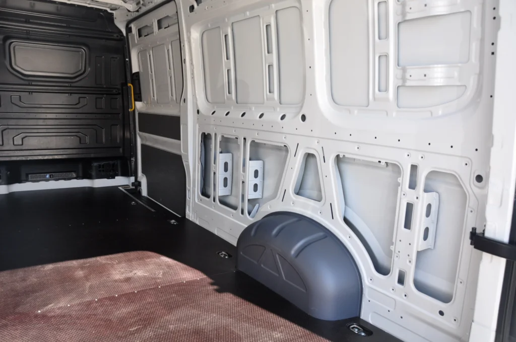 Volkswagen Crafter L4H3 Van - 2021 - Levis Automobile