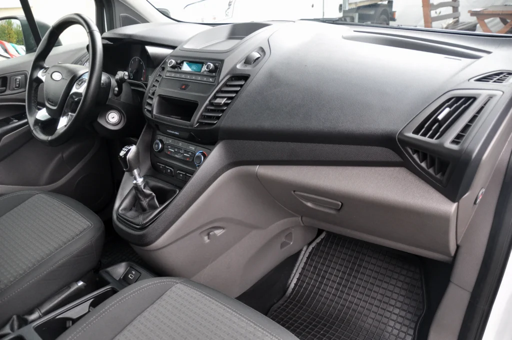 Ford Transit Connect L2H1 5 Locuri - 2019 - Levis Automobile