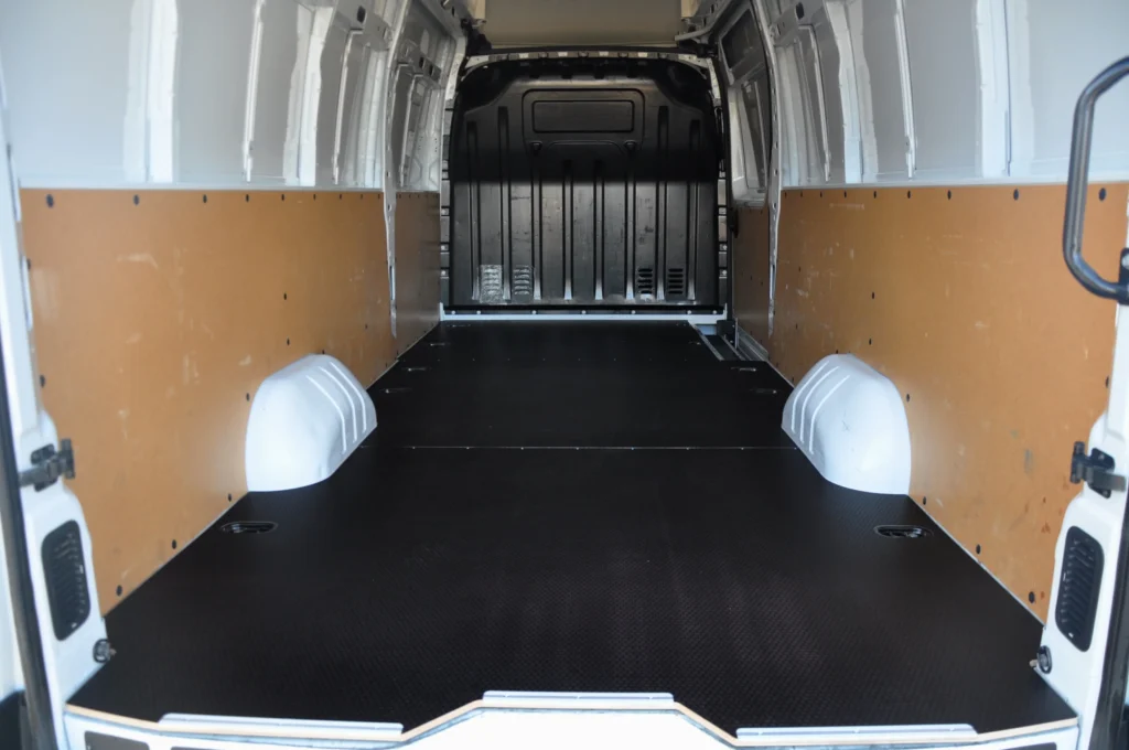 Renault Master L4H3 Van - 2022 - Levis Automobile