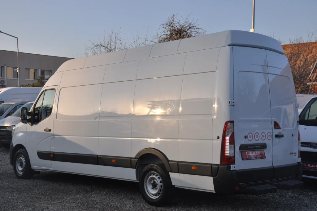 Renault Master L4H3 Van - 2022 - Levis Automobile