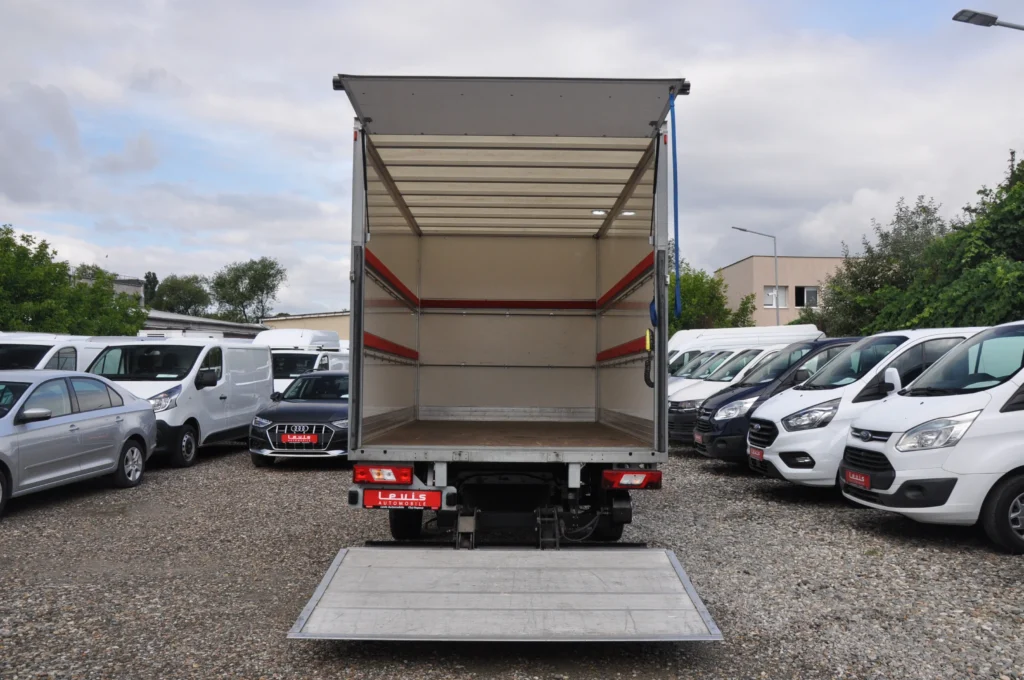 Ford Transit L4 Cub + Lift - 2022 - Levis Automobile
