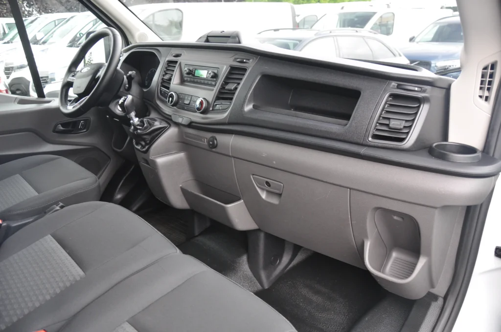 Ford Transit L4 Cub + Lift - 2022 - Levis Automobile