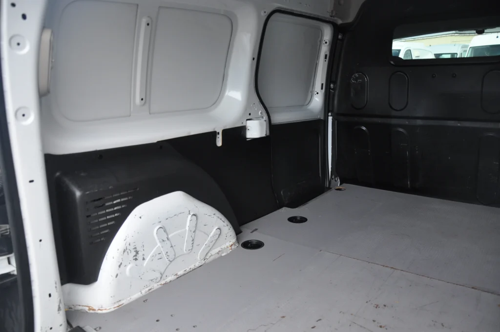 Renault Kangoo L2H1 Van - 2021 - Levis Automobile