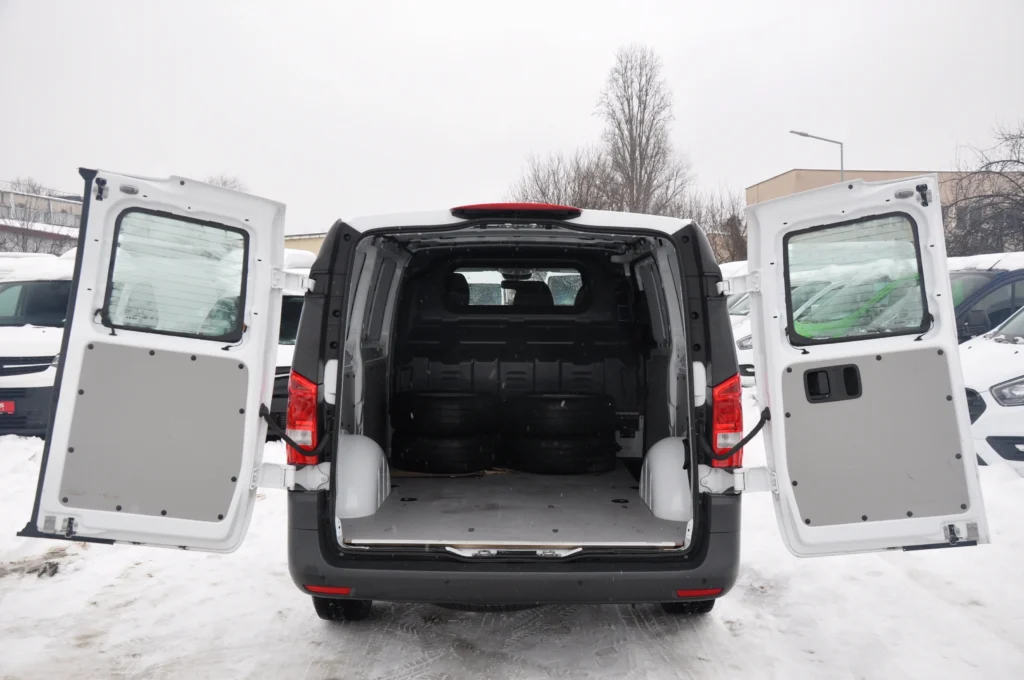 Mercedes-Benz Vito Van Automat 4x4 - 2021 - Levis Automobile