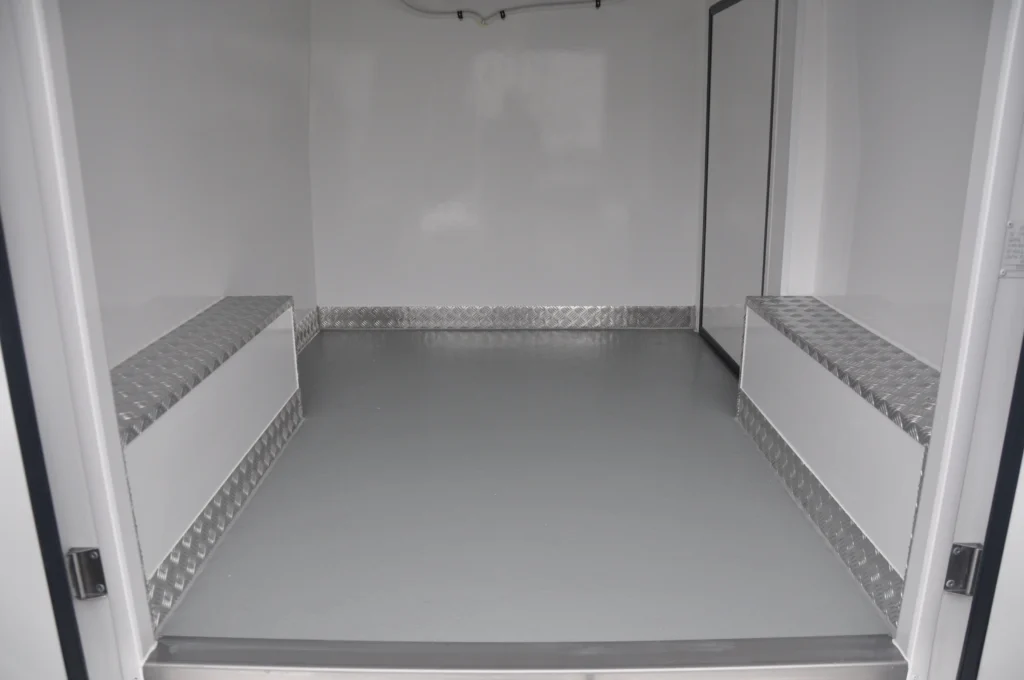 Peugeot Boxer Van Frigorific -18 -20 Grade - Levis Automobile