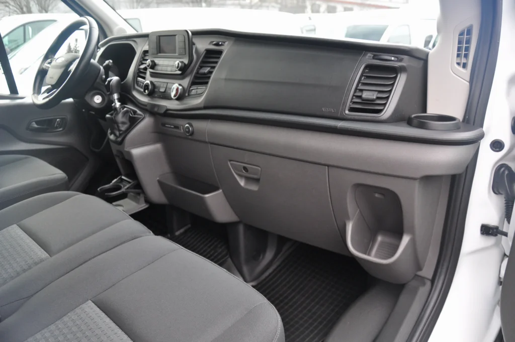 Ford Transit L2H2 9 Locuri - 2020 - Levis Automobile